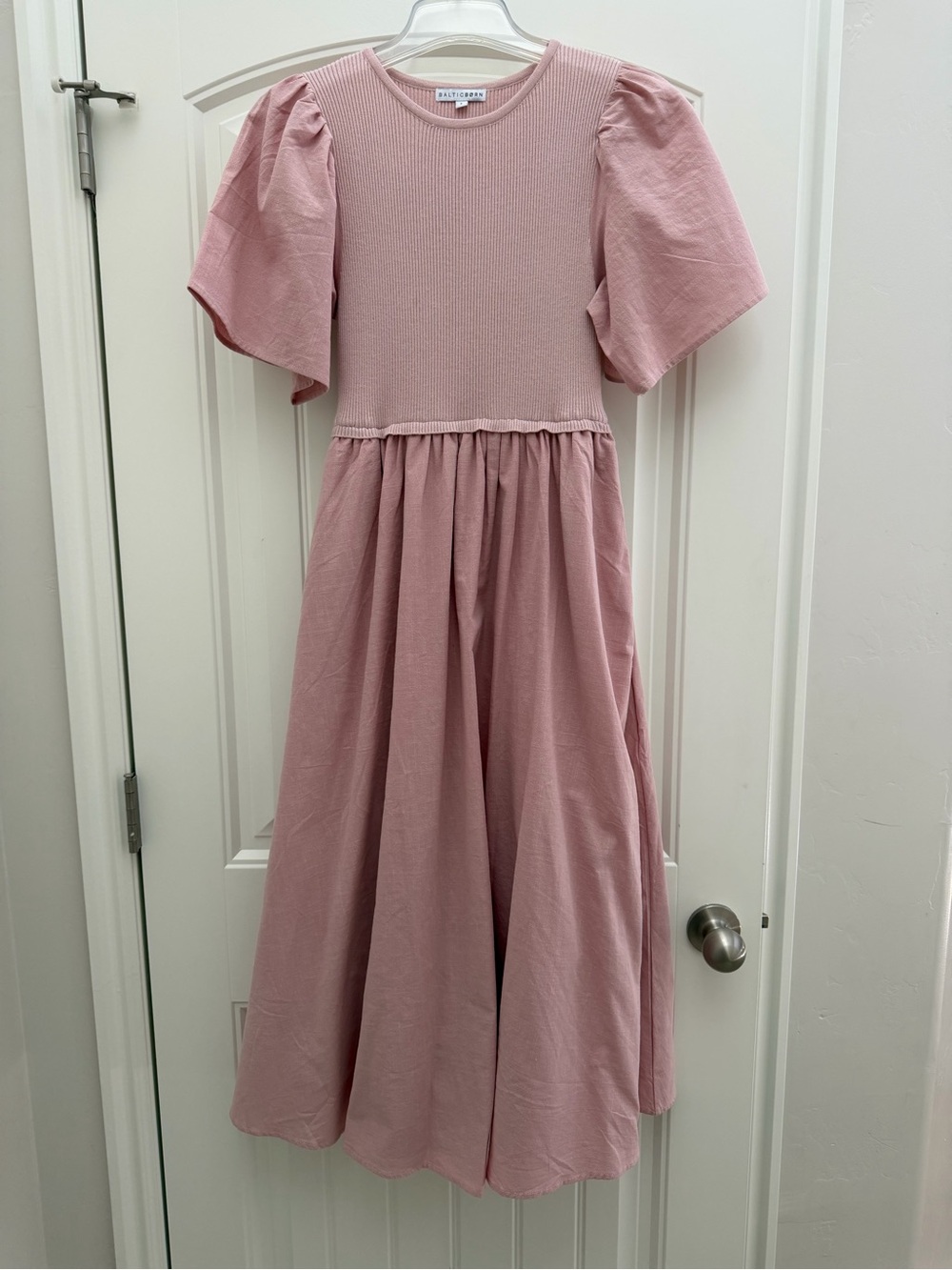 Baltic Born Cici Dusty Pink Midi Puff-Sleeve Dress